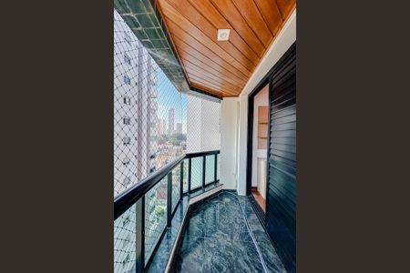 Apartamento para alugar com 220m², 3 quartos e 3 vagasVaranda da Suíte 1