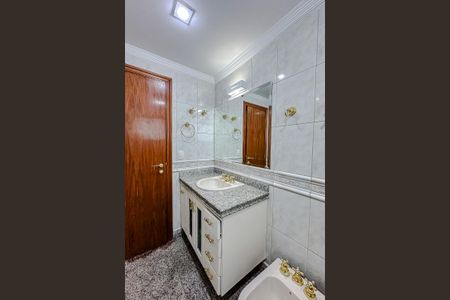 Apartamento para alugar com 220m², 3 quartos e 3 vagasBanheiro da Suíte 3