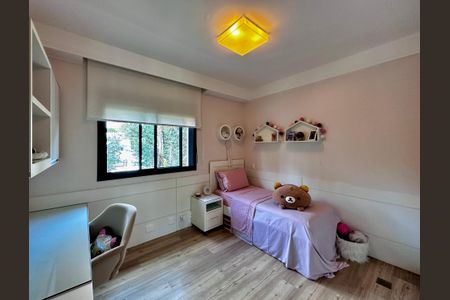 Apartamento à venda com 250m², 4 quartos e 4 vagas Apartamento à venda com 250m², 4 quartos e 4 vagasSuíte 2