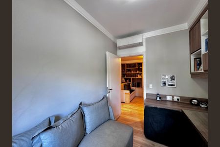 Apartamento à venda com 250m², 4 quartos e 4 vagas Apartamento à venda com 250m², 4 quartos e 4 vagasQuarto 2