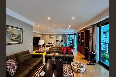 Apartamento à venda com 250m², 4 quartos e 4 vagas Apartamento à venda com 250m², 4 quartos e 4 vagasSala