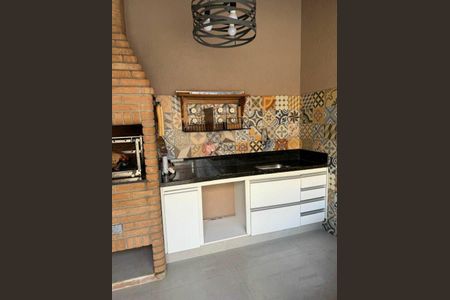 Casa à venda com 188m², 3 quartos e 3 vagas