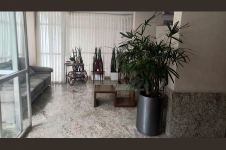 Apartamento à venda com 82m², 2 quartos e 1 vaga