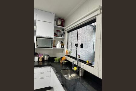 Casa à venda com 140m², 2 quartos e 2 vagas