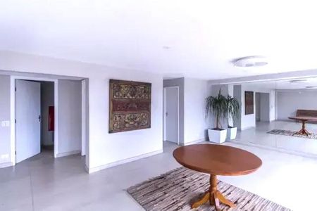 Apartamento à venda com 5 quartos, 200m² em Jardim Europa, São Paulo