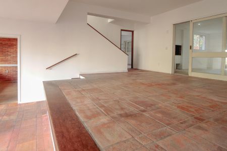 Casa para alugar com 240m², 4 quartos e 3 vagasSala 1