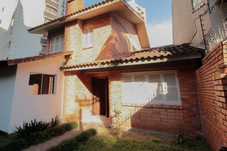 Casa para alugar com 240m², 4 quartos e 3 vagasQuintal