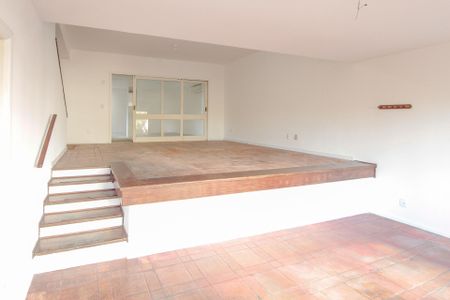 Casa para alugar com 240m², 4 quartos e 3 vagasSala 1
