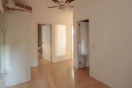 Casa para alugar com 240m², 4 quartos e 3 vagasSuíte