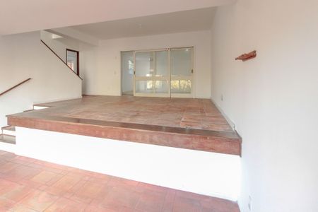 Casa para alugar com 240m², 4 quartos e 3 vagasSala 1