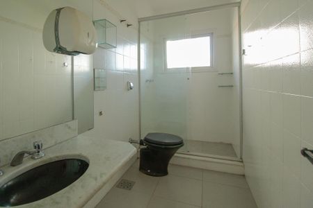 Casa para alugar com 240m², 4 quartos e 3 vagasBanheiro Social