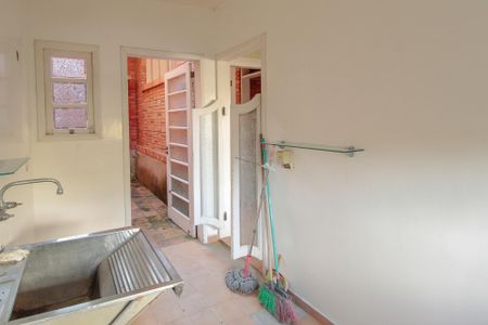 Casa para alugar com 240m², 4 quartos e 3 vagasÁrea de Serviço