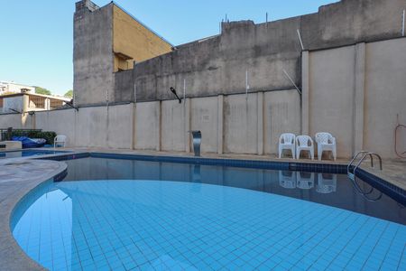 Apartamento à venda com 55m², 3 quartos e 1 vagaÁrea comum - Piscina