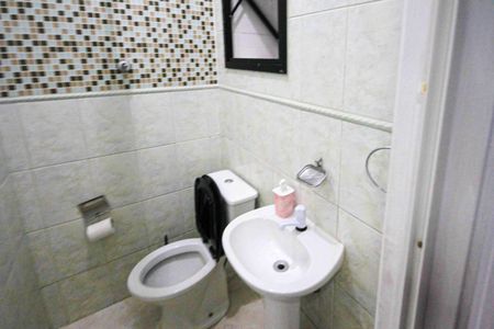 Casa de condomínio à venda com 108m², 3 quartos e 2 vagas Casa de condomínio à venda com 108m², 3 quartos e 2 vagasLavabo