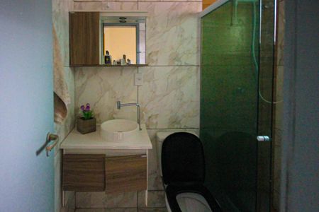 Casa de condomínio à venda com 108m², 3 quartos e 2 vagas Casa de condomínio à venda com 108m², 3 quartos e 2 vagasBanheiro