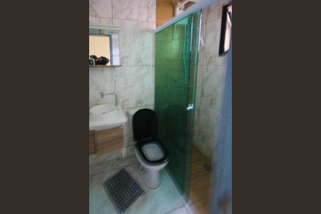 Casa de condomínio à venda com 108m², 3 quartos e 2 vagas Casa de condomínio à venda com 108m², 3 quartos e 2 vagasBanheiro