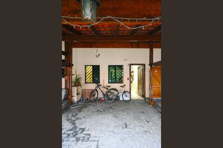 Casa de condomínio à venda com 108m², 3 quartos e 2 vagas Casa de condomínio à venda com 108m², 3 quartos e 2 vagasGaragem