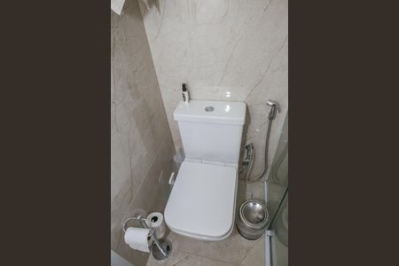 Apartamento à venda com 93m², 2 quartos e 2 vagas Apartamento à venda com 93m², 2 quartos e 2 vagasBanheiro Social