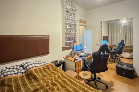 Apartamento à venda com 120m², 3 quartos e 2 vagas Apartamento à venda com 120m², 3 quartos e 2 vagasQuarto 1