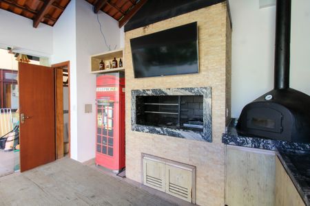 Casa de condomínio à venda com 243m², 4 quartos e 3 vagasÁrea gourmet