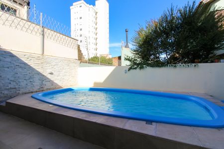 Casa de condomínio à venda com 243m², 4 quartos e 3 vagasÁrea externa