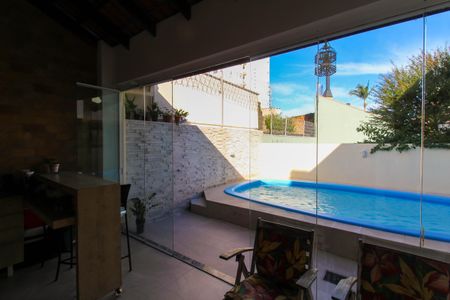 Casa de condomínio à venda com 243m², 4 quartos e 3 vagasÁrea gourmet