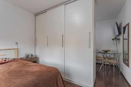 Studio à venda com 50m², 1 quarto e sem vaga Studio à venda com 50m², 1 quarto e sem vagaStudio