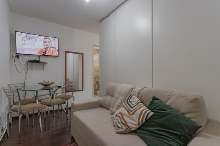 Studio à venda com 50m², 1 quarto e sem vaga Studio à venda com 50m², 1 quarto e sem vagaStudio