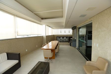 Apartamento para alugar com 240m², 4 quartos e 1 vagaEspaço Gourmet/Sacada