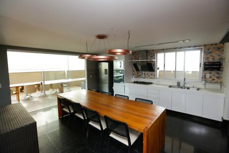 Apartamento para alugar com 240m², 4 quartos e 1 vagaEspaço Gourmet/Cobertura