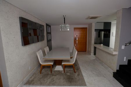 Apartamento para alugar com 240m², 4 quartos e 1 vagaSala de Jantar