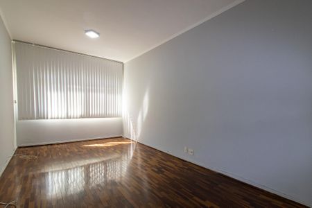 Apartamento à venda com 77m², 3 quartos e 1 vagaSala