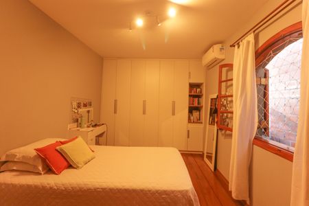 Casa à venda com 321m², 4 quartos e 3 vagasQuarto 3