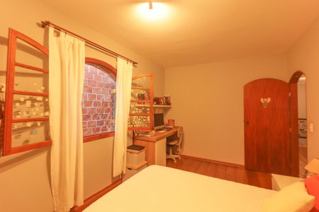 Casa à venda com 321m², 4 quartos e 3 vagasQuarto 3