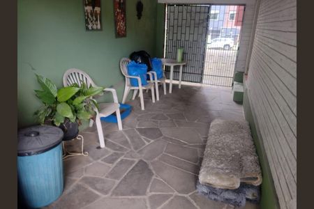 garagem de casa à venda com 2 quartos, 150m² em Tristeza, Porto Alegre