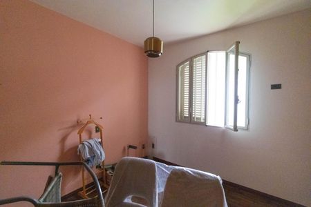 Casa à venda com 695m², 3 quartos e 7 vagas Casa à venda com 695m², 3 quartos e 7 vagasSuíte 02