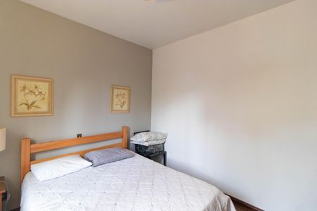 Casa à venda com 695m², 3 quartos e 7 vagas Casa à venda com 695m², 3 quartos e 7 vagasSuíte 03