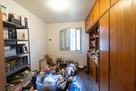 Casa à venda com 695m², 3 quartos e 7 vagas Casa à venda com 695m², 3 quartos e 7 vagasEscritório