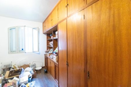 Casa à venda com 695m², 3 quartos e 7 vagas Casa à venda com 695m², 3 quartos e 7 vagasEscritório