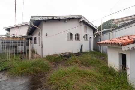 Casa à venda com 695m², 3 quartos e 7 vagas Casa à venda com 695m², 3 quartos e 7 vagasQuintal