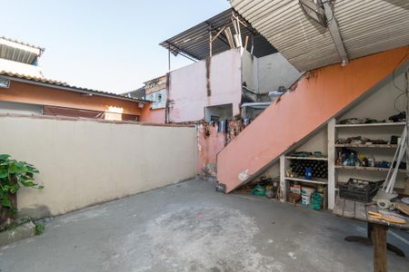 Casa para alugar com 200m², 2 quartos e 1 vagaVaranda dos fundos