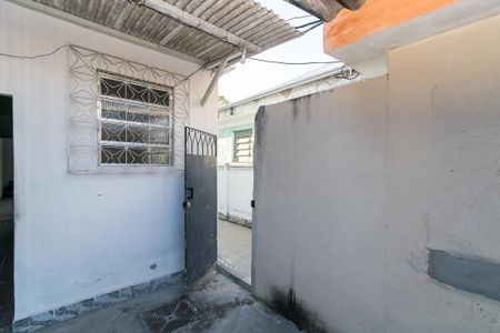 Casa para alugar com 200m², 2 quartos e 1 vagaVaranda dos fundos - Entrada de serviço