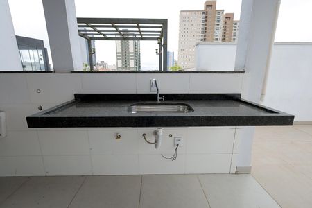 Apartamento à venda com 104m², 2 quartos e 2 vagasCozinha