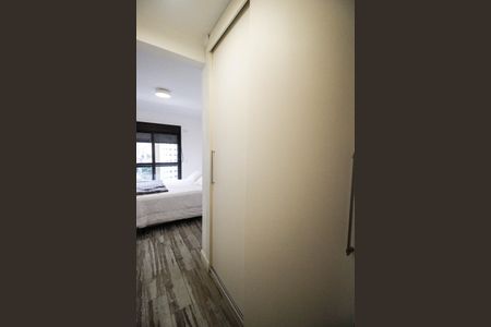 Apartamento à venda com 221m², 4 quartos e 4 vagas Apartamento à venda com 221m², 4 quartos e 4 vagasQuarto 1