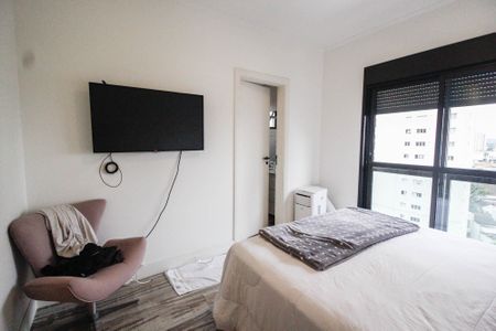 Apartamento à venda com 221m², 4 quartos e 4 vagas Apartamento à venda com 221m², 4 quartos e 4 vagasQuarto 1