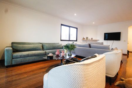 Apartamento à venda com 221m², 4 quartos e 4 vagas Apartamento à venda com 221m², 4 quartos e 4 vagasSala