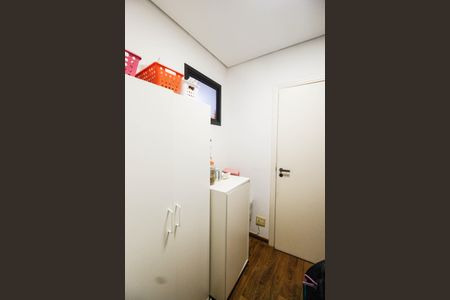 Apartamento à venda com 221m², 4 quartos e 4 vagas Apartamento à venda com 221m², 4 quartos e 4 vagasQuarto de Serviço