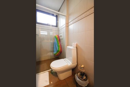 Apartamento à venda com 221m², 4 quartos e 4 vagas Apartamento à venda com 221m², 4 quartos e 4 vagasBanheiro Social