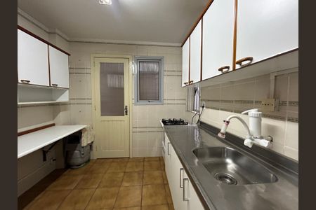 Apartamento à venda com 65m², 2 quartos e sem vagaCozinha