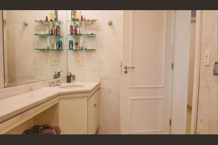 Apartamento à venda com 280m², 4 quartos e 3 vagasFoto 30